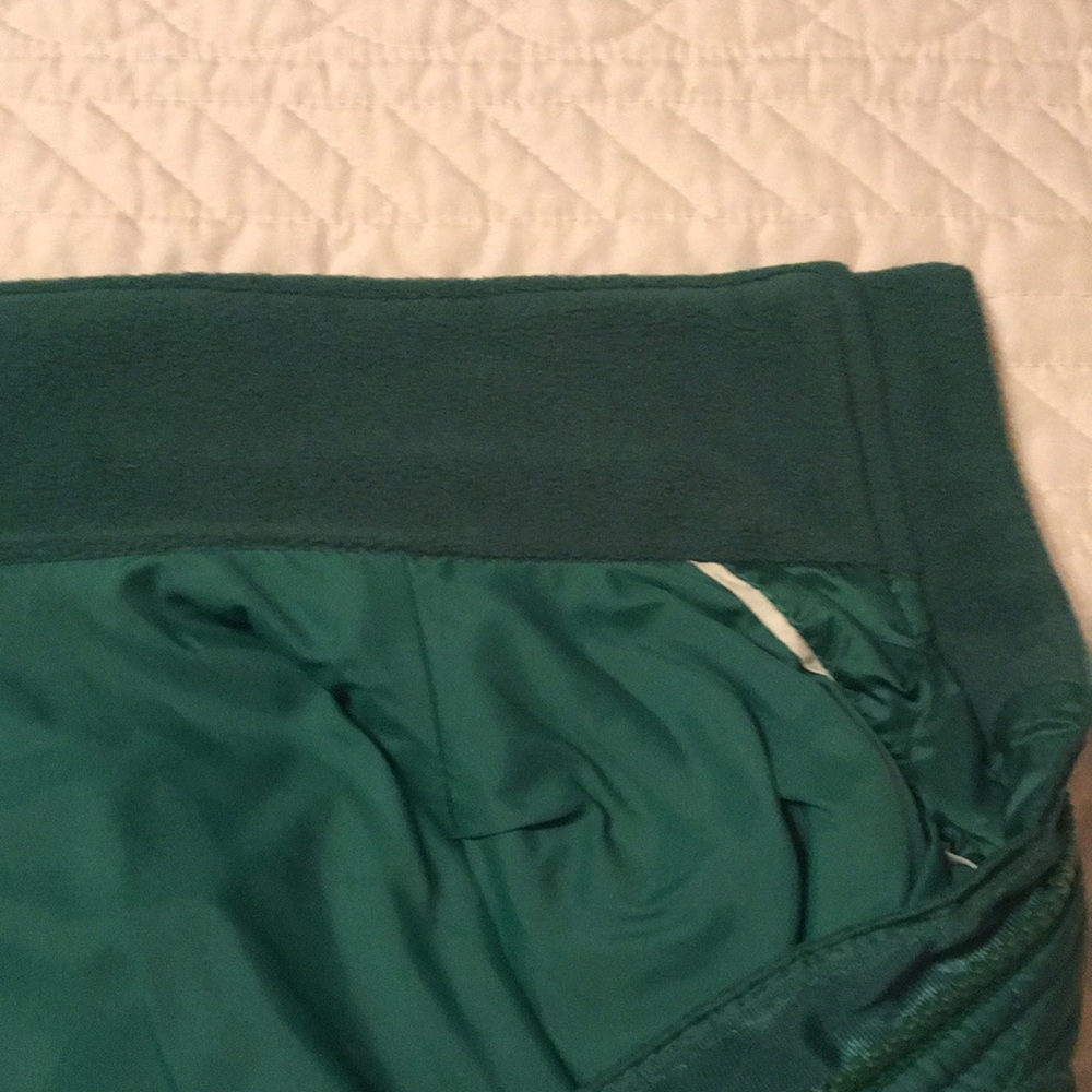 LL Bean quilted jacket with fleece sides - Picture 7 of 10